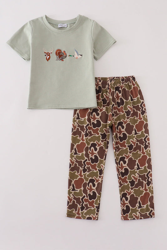 Green camouflage hunting embroidery pants set